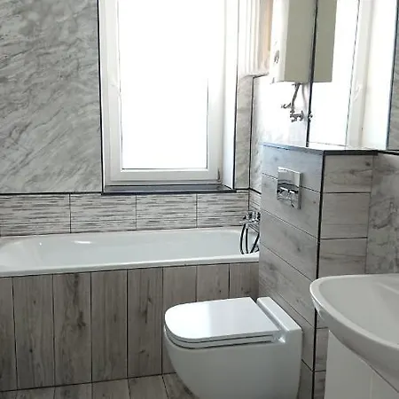 Na Rozanej I Apartment *